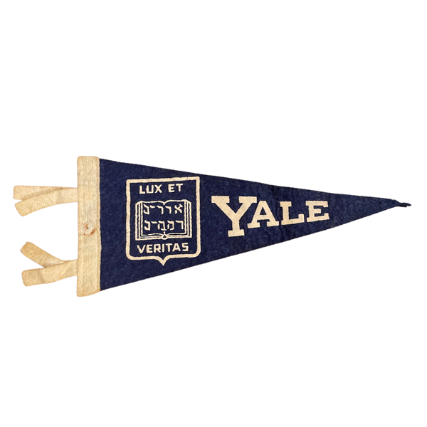 Vintage Pennant - Yale University Bulldogs
